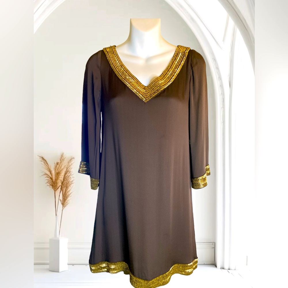 Alice + Olivia  Long Sleeve Shift Dress